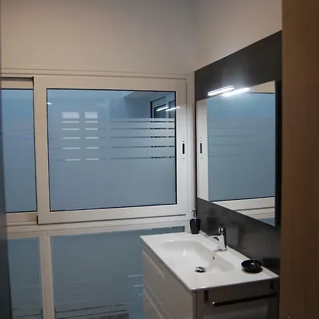 Guesting Basilica Apartment *